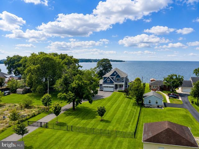 7429 BAY FRONT RD, Sparrows Point, MD 21219