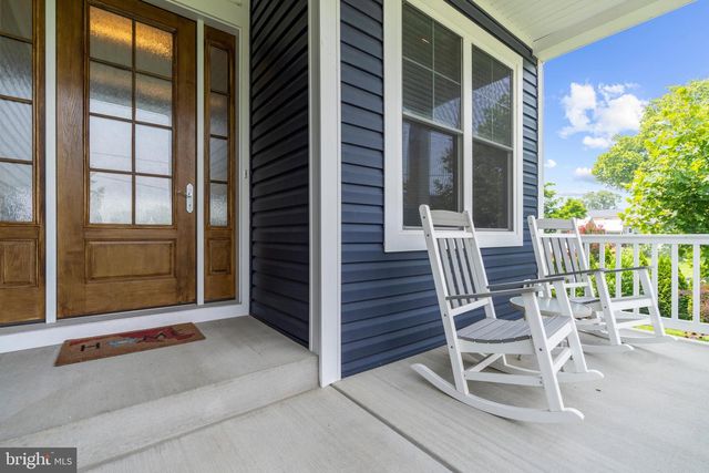 7429 BAY FRONT RD, Sparrows Point, MD 21219