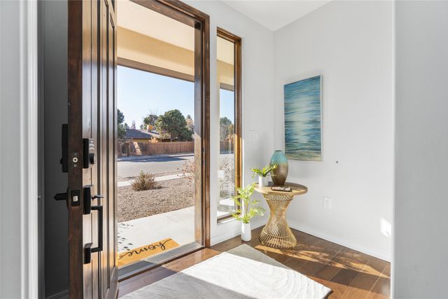 220 Grand Canyon Drive, White Rock, NM 87547