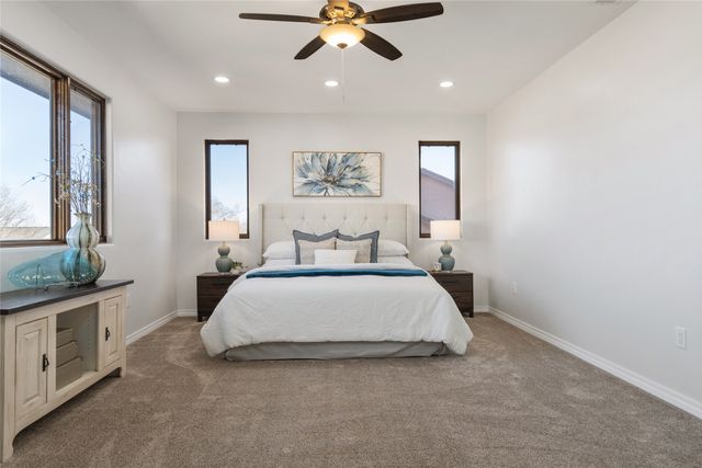 220 Grand Canyon Drive, White Rock, NM 87547