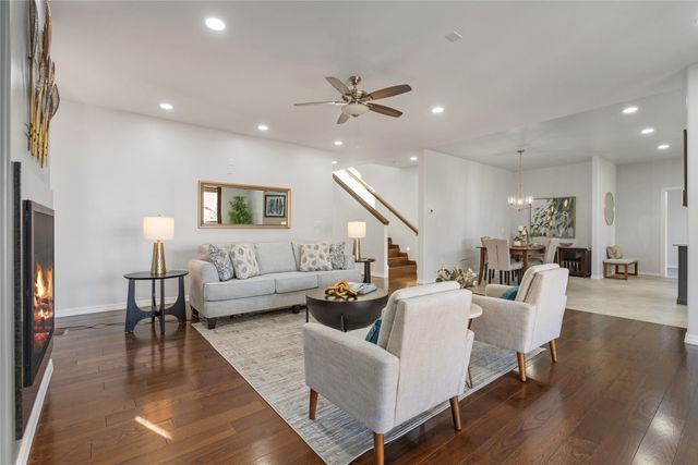 220 Grand Canyon Drive, White Rock, NM 87547