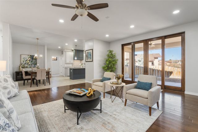 220 Grand Canyon Drive, White Rock, NM 87547