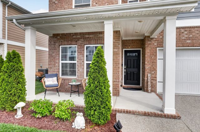 336 Turfway Park, Gallatin, TN 37066