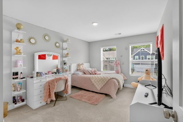 336 Turfway Park, Gallatin, TN 37066