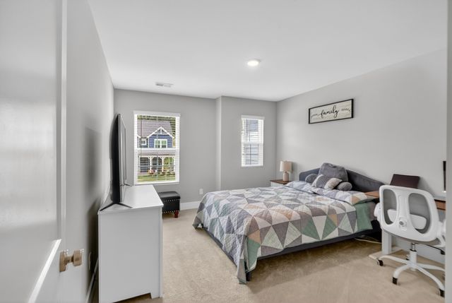 336 Turfway Park, Gallatin, TN 37066