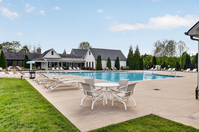 336 Turfway Park, Gallatin, TN 37066