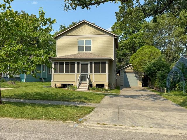 2035 Barker Avenue, Lawrence, KS 66046