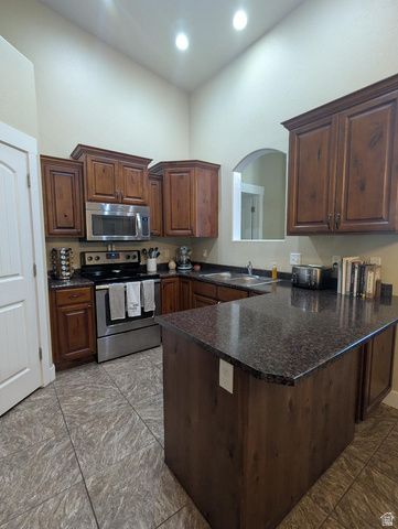 1979 N CREST RD, Saratoga Springs, UT 84045