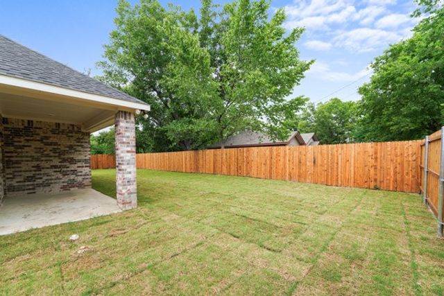 315 E Alamo, Terrell, TX 75160