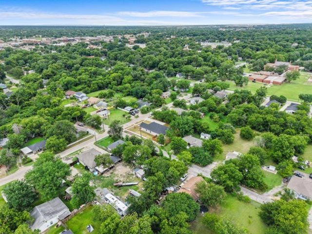 315 E Alamo, Terrell, TX 75160