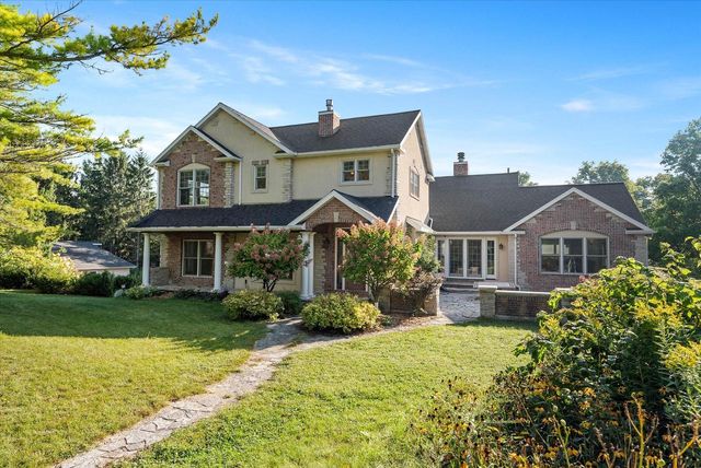 W6679 Red Fox RUN, Plymouth, WI 53073