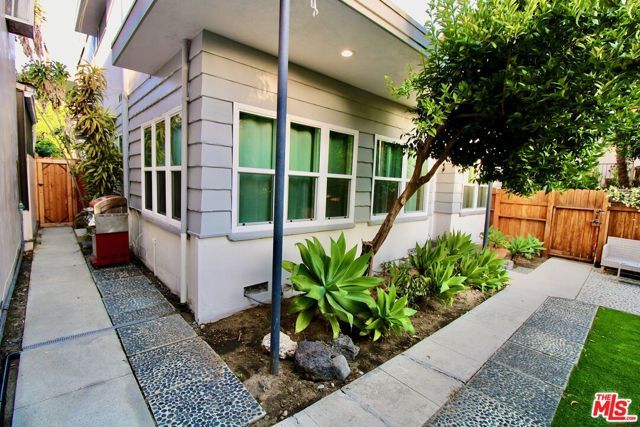 4336 Laurel Canyon Blvd, Studio City (los Angeles), CA 91604
