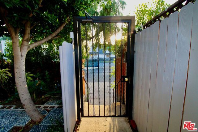 4336 Laurel Canyon Blvd, Studio City (los Angeles), CA 91604
