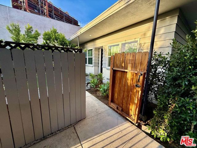 4336 Laurel Canyon Blvd, Studio City (los Angeles), CA 91604