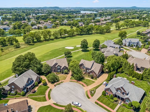1108 Rossifer Ct, Gallatin, TN 37066