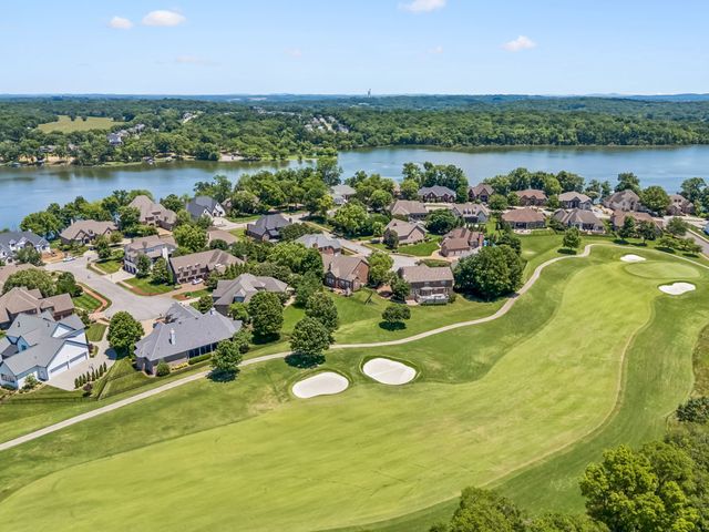 1108 Rossifer Ct, Gallatin, TN 37066