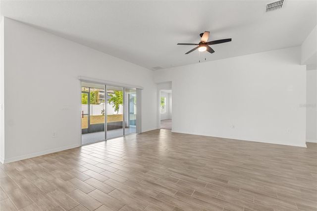 5767 TALC STREET, Mount Dora, FL 32757