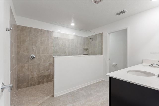 5767 TALC STREET, Mount Dora, FL 32757