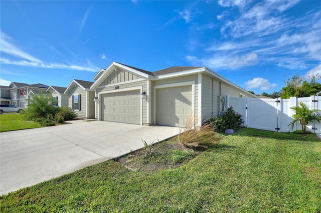 5767 TALC STREET, Mount Dora, FL 32757