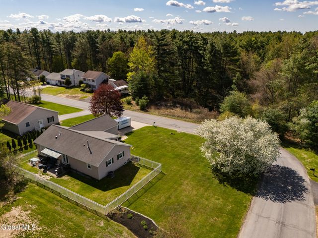 1 Shallow Creek Road, Queensbury, NY 12804