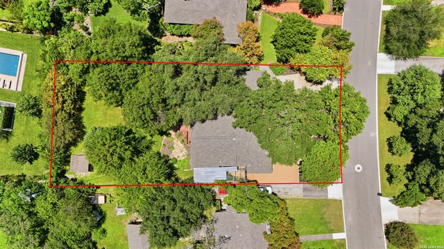 252 Wyanoke Dr, San Antonio, TX 78209