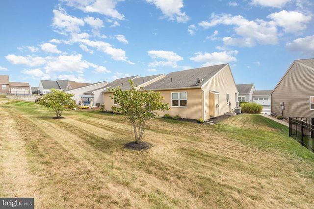 6045 UNION TUNNEL DR, Harrisburg, PA 17111