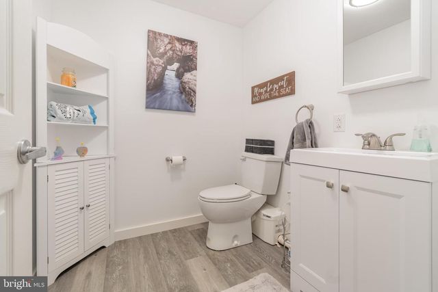 6045 UNION TUNNEL DR, Harrisburg, PA 17111