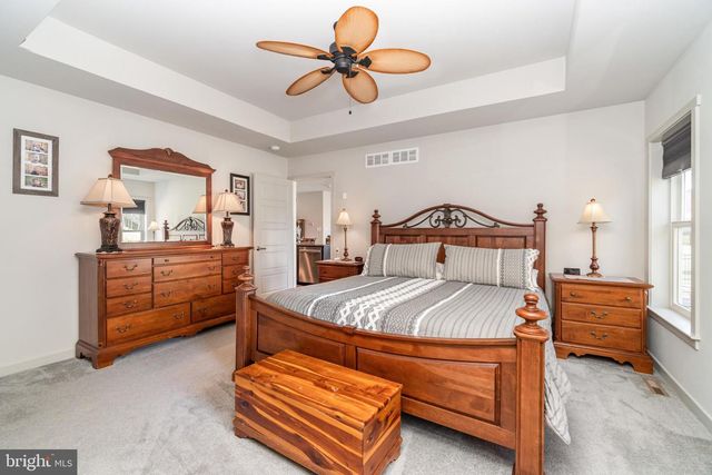 6045 UNION TUNNEL DR, Harrisburg, PA 17111