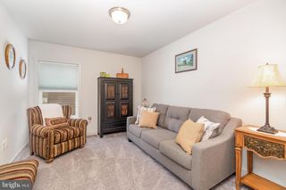6045 UNION TUNNEL DR, Harrisburg, PA 17111