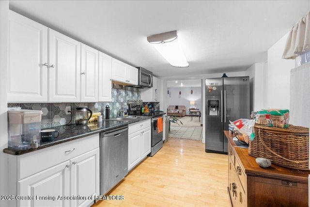 1995 N Every Road, Mason, MI 48854