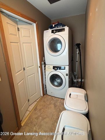 1995 N Every Road, Mason, MI 48854