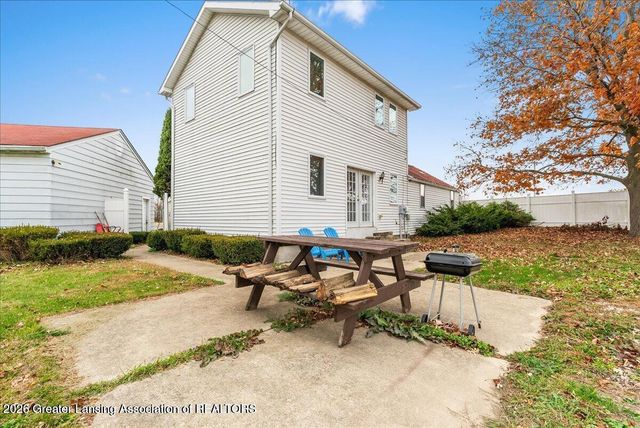 1995 N Every Road, Mason, MI 48854