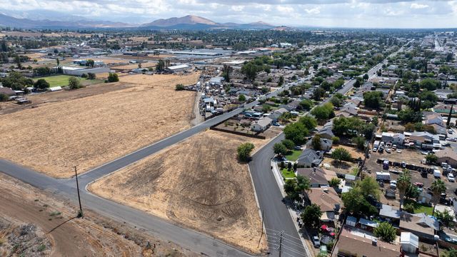 0 N 2nd St, Porterville, CA 93257
