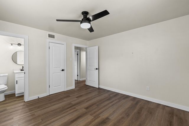 322 S BARBARA, Lacy Lakeview, TX 76705