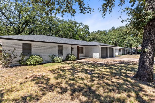 322 S BARBARA, Lacy Lakeview, TX 76705