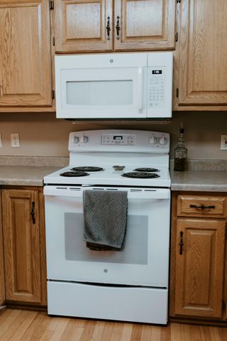 201 2nd Street W, Chokio, MN 56221