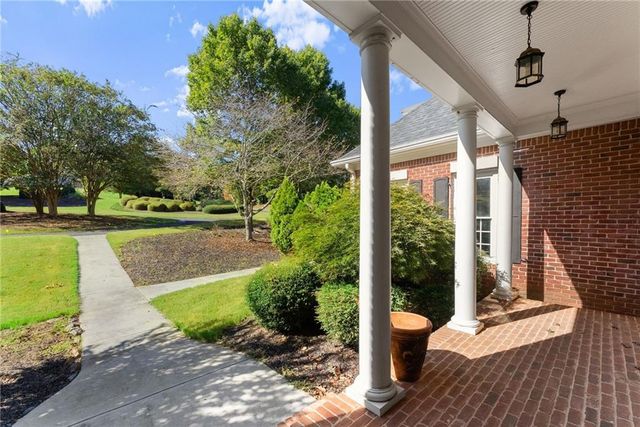 2040 Tee Drive, Braselton, GA 30517