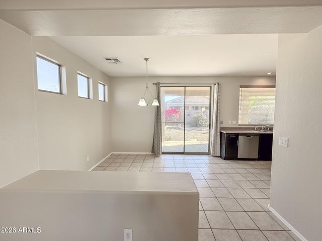 17552 W CANYON Lane, Goodyear, AZ 85338