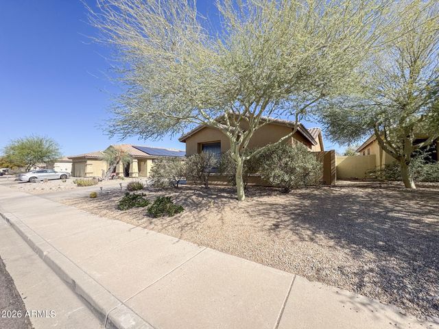 17552 W CANYON Lane, Goodyear, AZ 85338