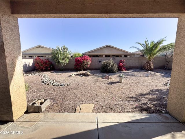 17552 W CANYON Lane, Goodyear, AZ 85338