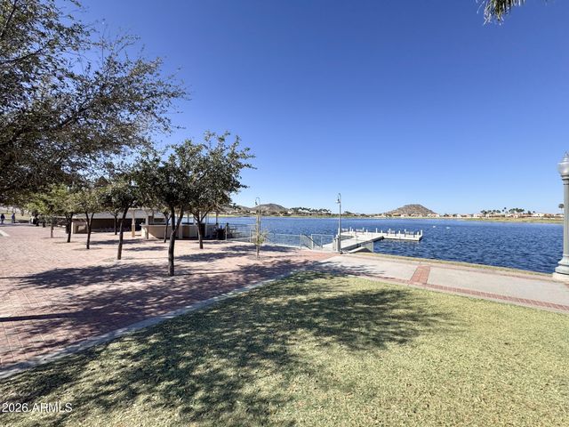 17552 W CANYON Lane, Goodyear, AZ 85338