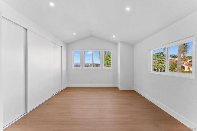 12257 Avenida Consentido, San Diego, CA 92128