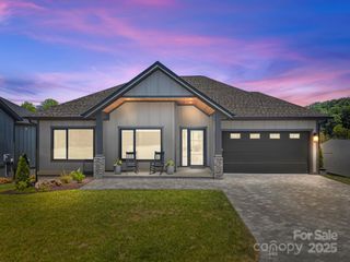 318 Avery Trail Drive, Arden, NC 28704