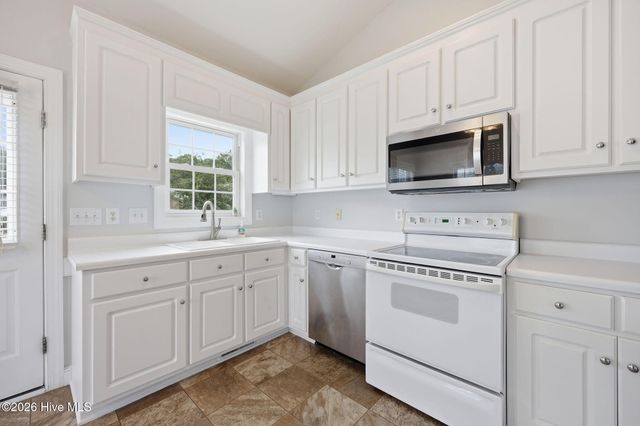 4409 Surrey Meadows Drive, Winterville, NC 28590