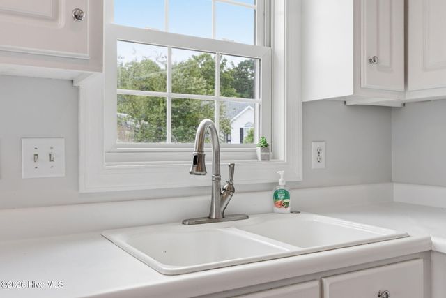 4409 Surrey Meadows Drive, Winterville, NC 28590