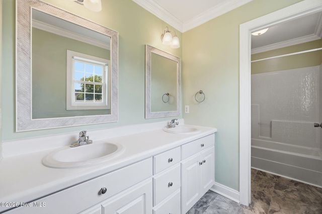 4409 Surrey Meadows Drive, Winterville, NC 28590