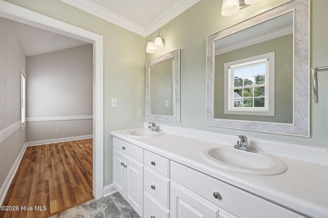 4409 Surrey Meadows Drive, Winterville, NC 28590