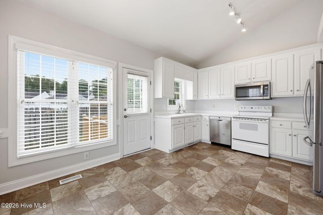 4409 Surrey Meadows Drive, Winterville, NC 28590