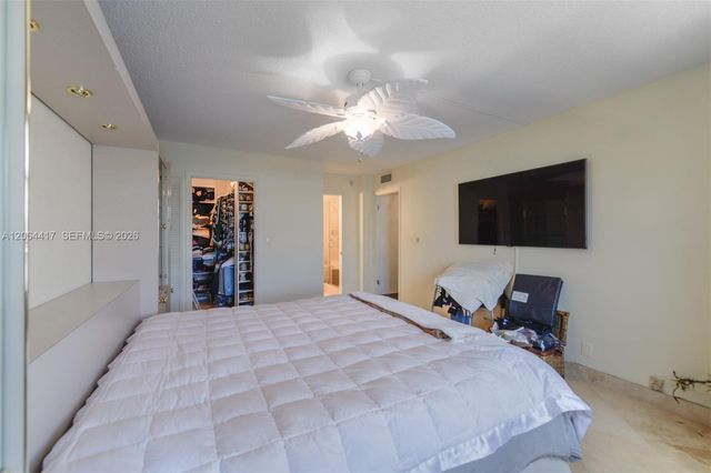 430 Golden Isles Drive 306, Hallandale Beach, FL 33009