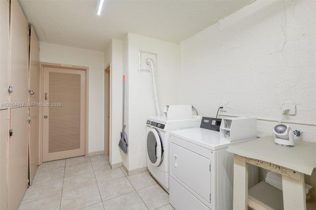 430 Golden Isles Drive 306, Hallandale Beach, FL 33009